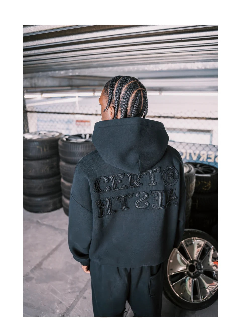 YFM Hoodie™ (+ sweats for free)