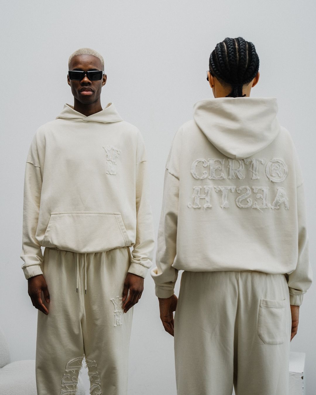 YFM Hoodie™ (+ sweats for free)